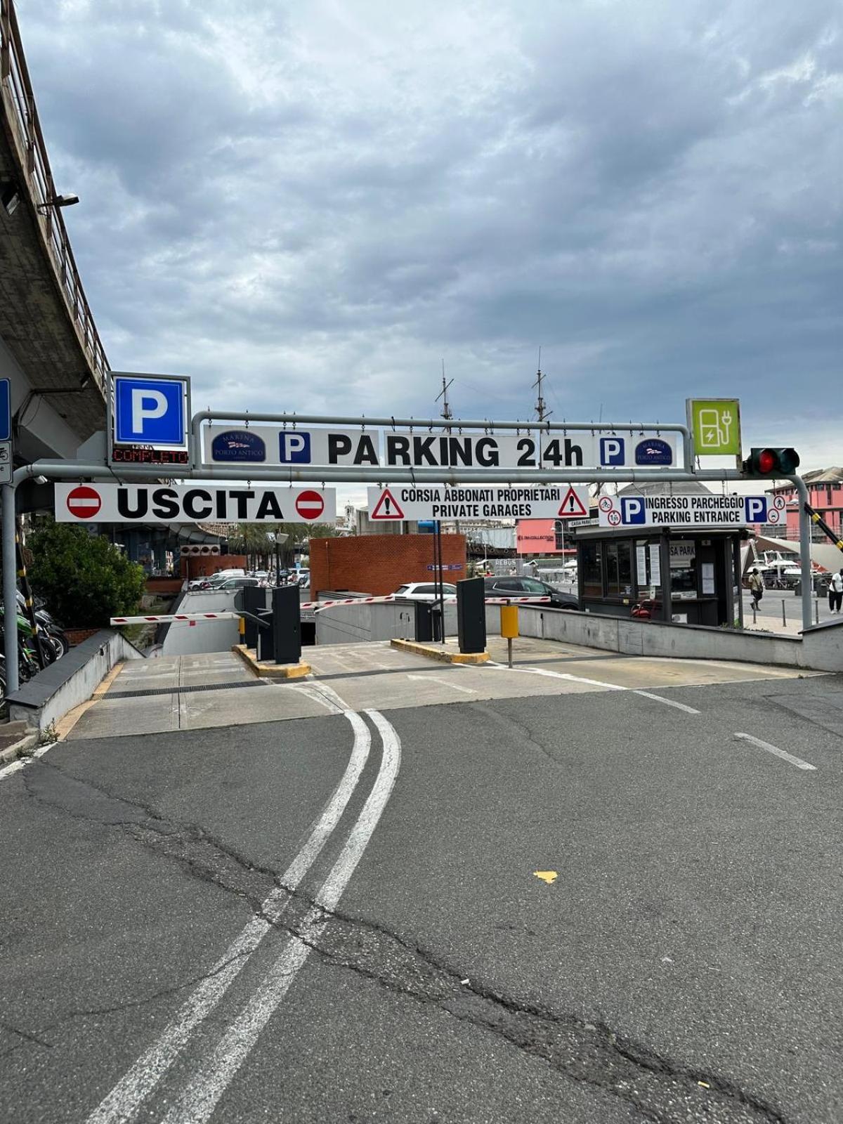 Nel Cuore Di Genova - Siti Unesco-La Meridiana House Zewnętrze zdjęcie
